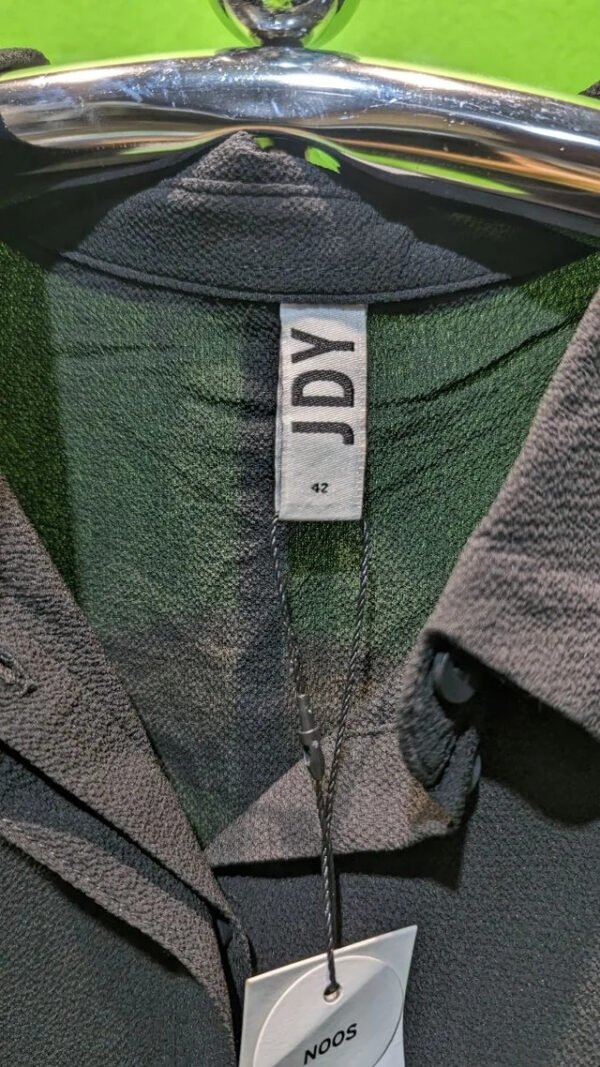 Vestido de la marca Jdy para mujer