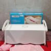 KidKraft- Cuna de madera de juguete con ropa de cama rosa