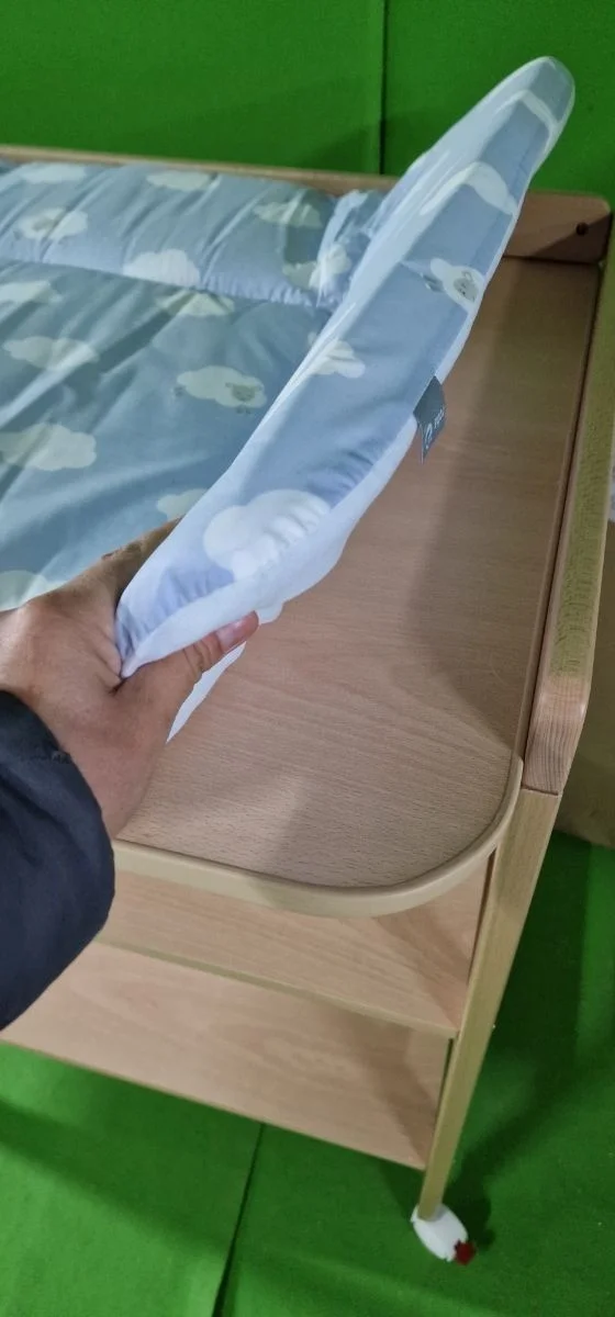 i5226431335.webp Geuther 4844 - Mueble cambiador más Cambiador Jané