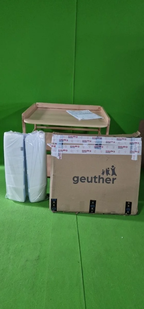 i5226431389.webp Geuther 4844 - Mueble cambiador más Cambiador Jané