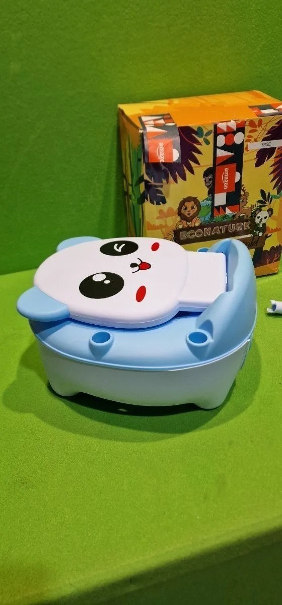 Orinal para niños y cepillo de limpieza