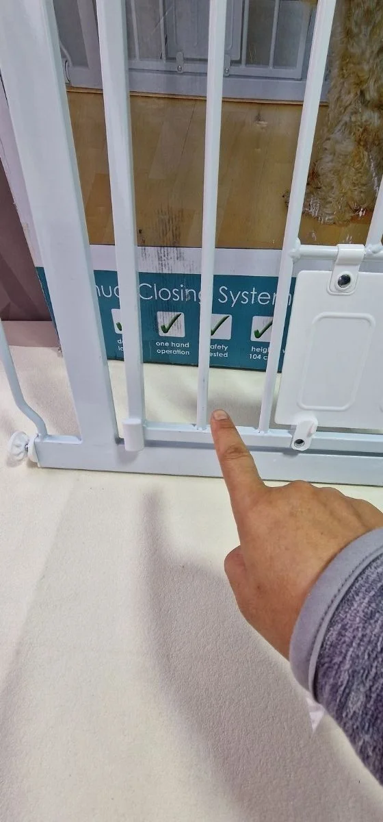 Puerta de seguridad para gatos