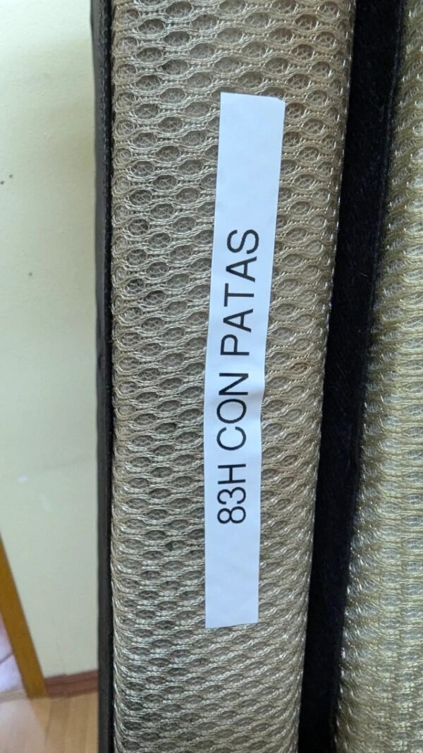 Colchón 83H con patas, textura en espiral.