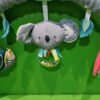 Taf Toys - Arco de carrito koala Un arco de cochecito