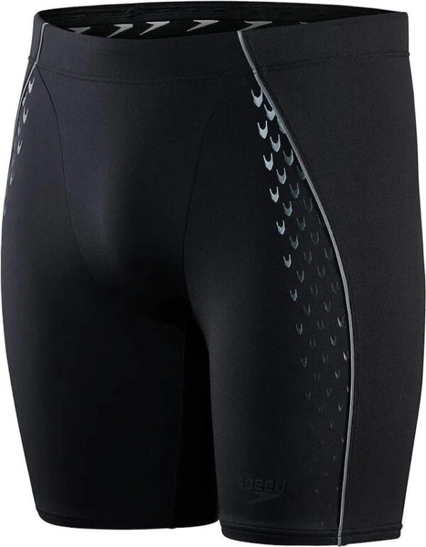 Bañador negro para natación con detalles blancos.