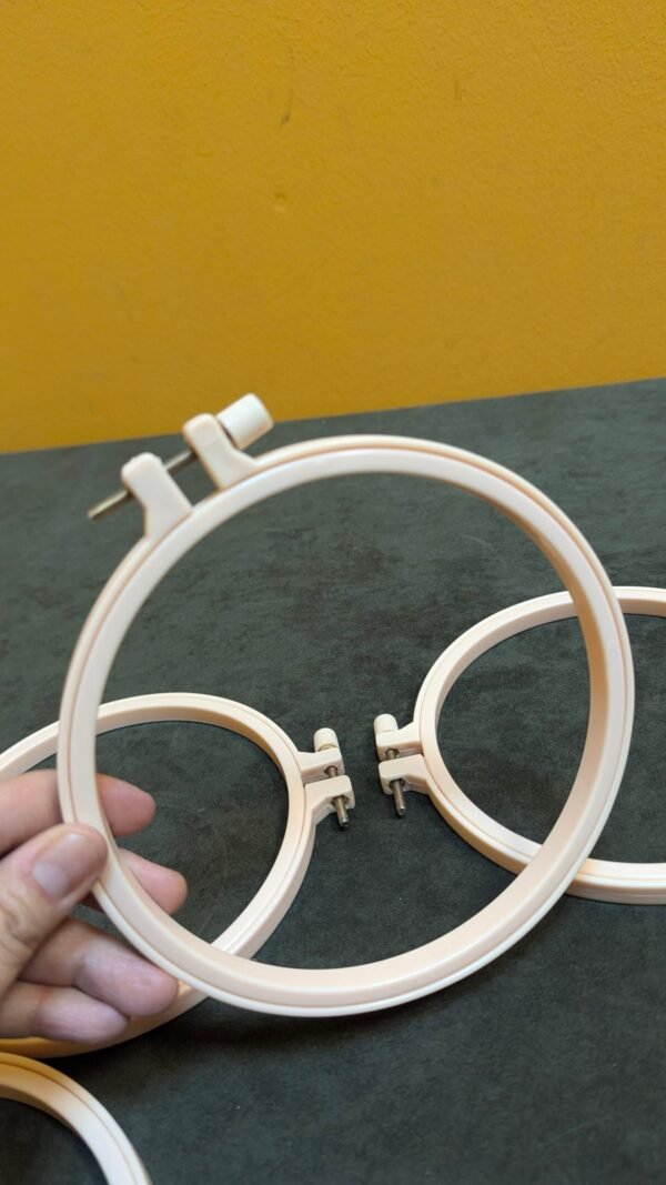 Aro de Bordado Redondo de Plástico Aro Circular 16 CM