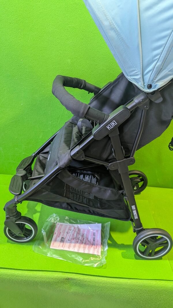 274L. - Silla de Paseo Kuki Baby Monsters con capota CHICCO