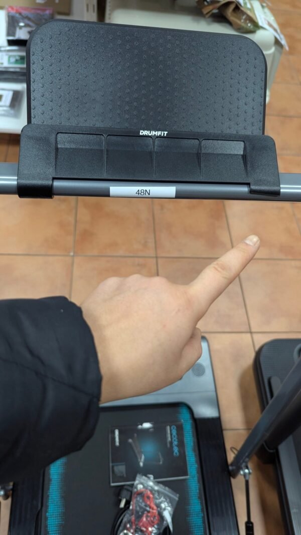 48N - Cecotec Cinta de Andar Plegable - Peso máximo permitido de 120 Kg