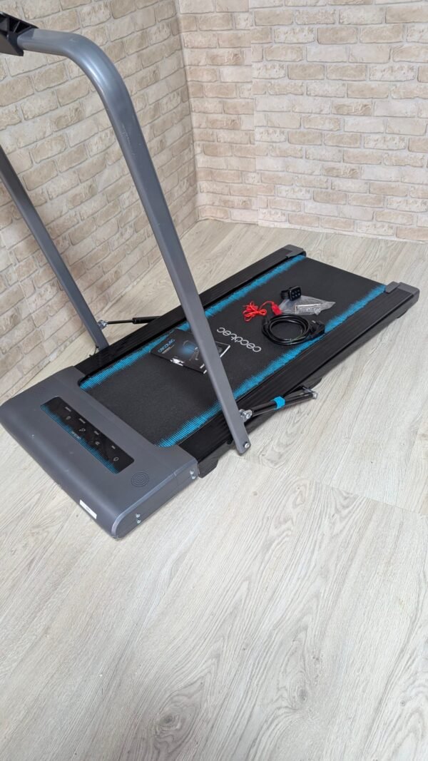 48N - Cecotec Cinta de Andar Plegable - Peso máximo permitido de 120 Kg