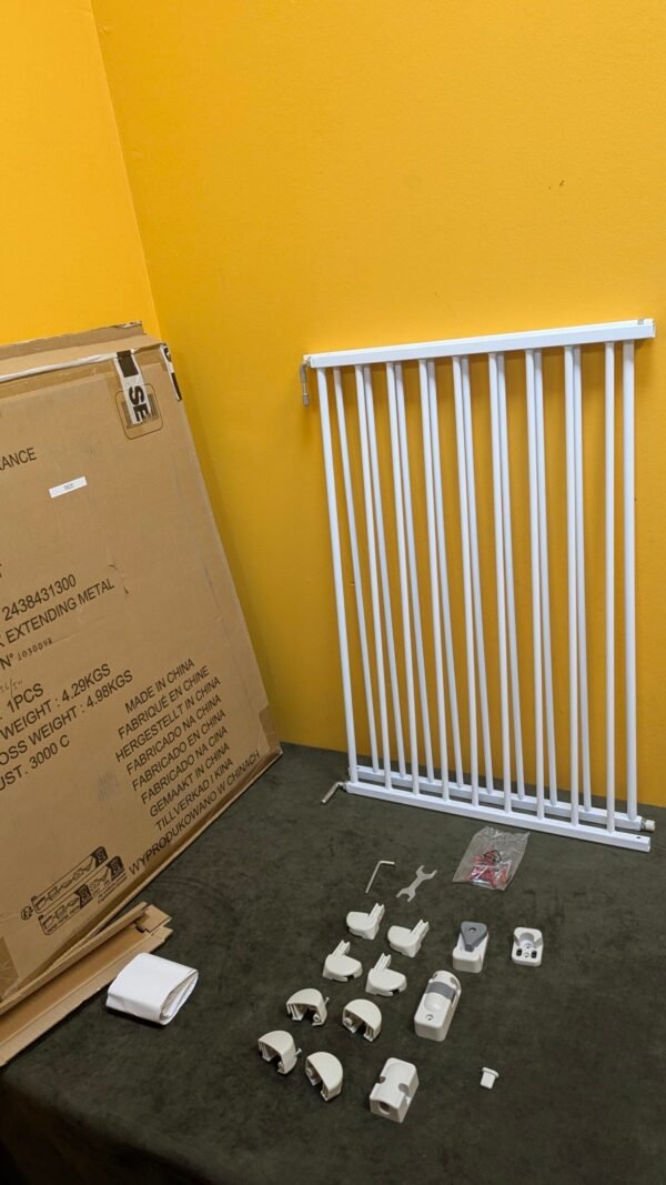 582E - Safety 1st Wallfix Barrera de seguridad extensible para escaleras
