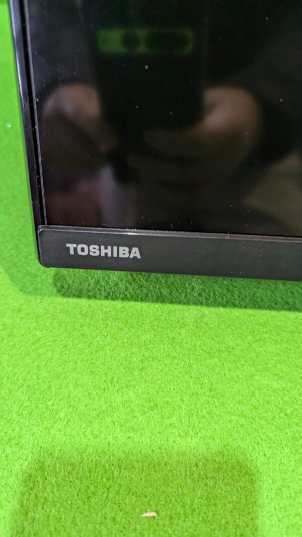 59M - Toshiba 32WV2463DG 32" LED HD Ready VIDAA