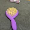 689L - Cepillo para cabello normal con aroma a malvavisco