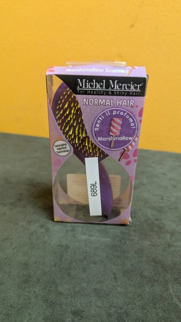 689L - Cepillo para cabello normal con aroma a malvavisco