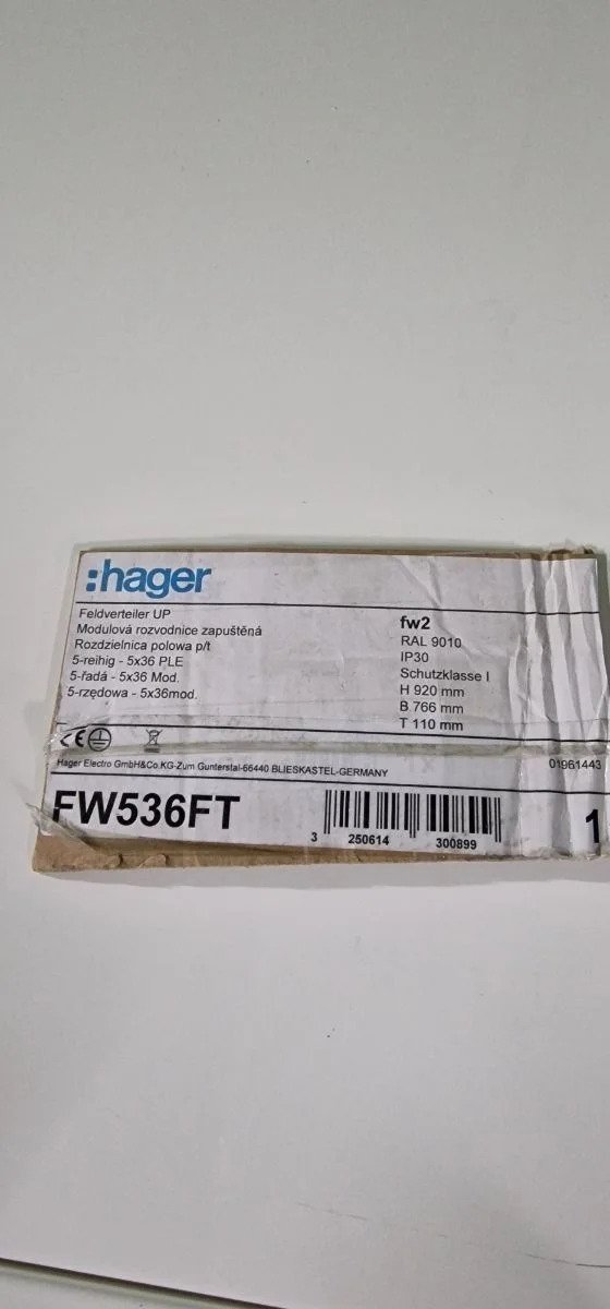 190D - Hager FW536FT Caja de Distribución Empotrar
