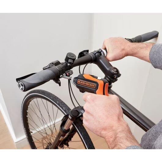 BLACK+DECKER Atornillador a Batería 3.6V, Batería de litio 1.5Ah, Carga Rápida, 5.5Nm de Torque BCF611CK