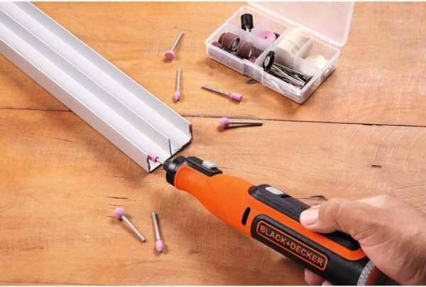 BLACK+DECKER BCRT8I, Multi-Herramienta Rotativa 7.2 V con 53 Accesorios