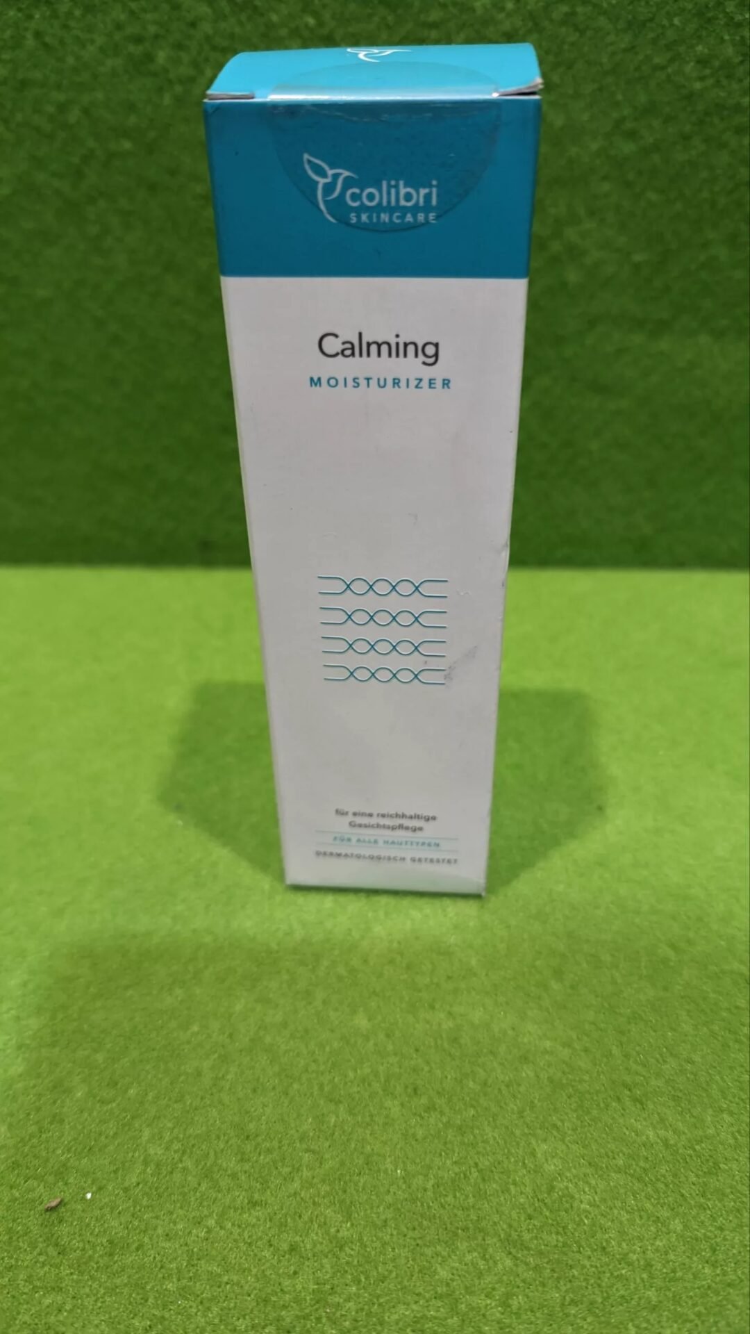 Foto 2 de CALMING MOISTURIZER crema hidratante