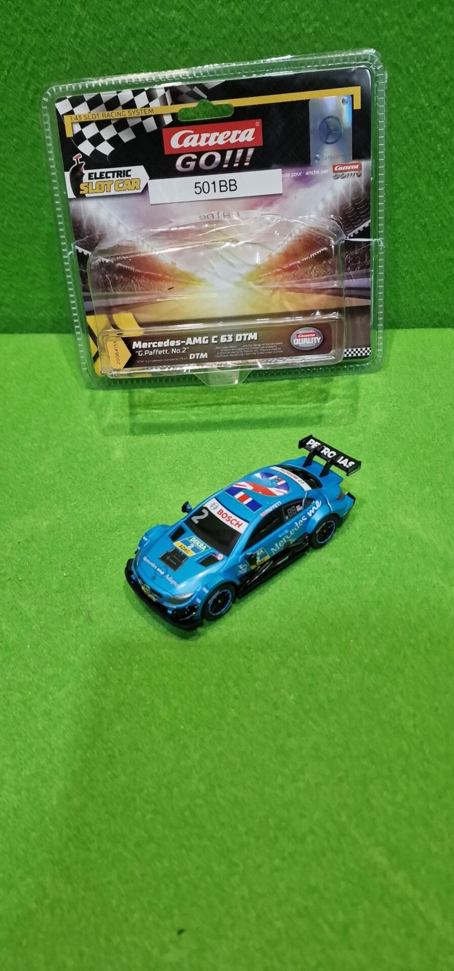 Carrera Mercedes-AMG C 63 DTM G.Paffett, No.2 en Riobamba, Chimborazo