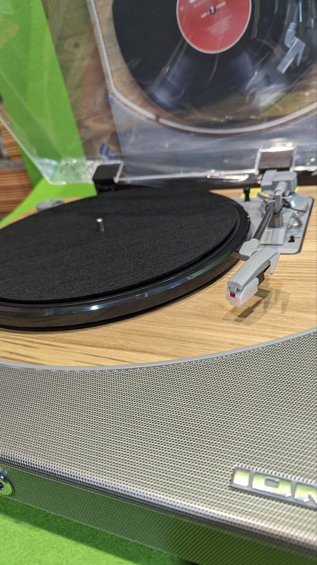 Foto 10 de ION Audio Premier LP Tocadiscos de vinilo Bluetooth, de 3 velocidades, altavoces
