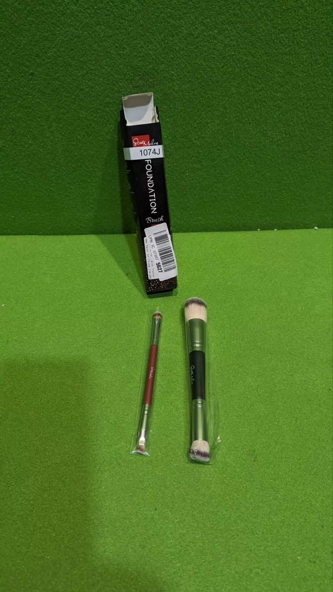 Foto 7 de Juego de brochas de maquillaje