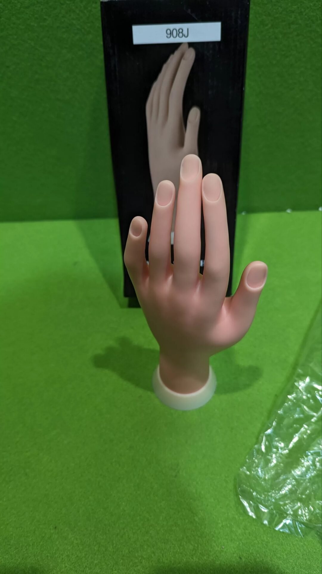 Foto 8 de Maqueta de mano para manicura con soporte blanco