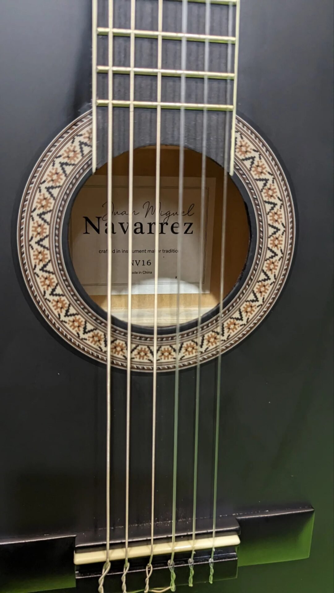 Foto 3 de Navarrez NV16PK guitarra clásica negro