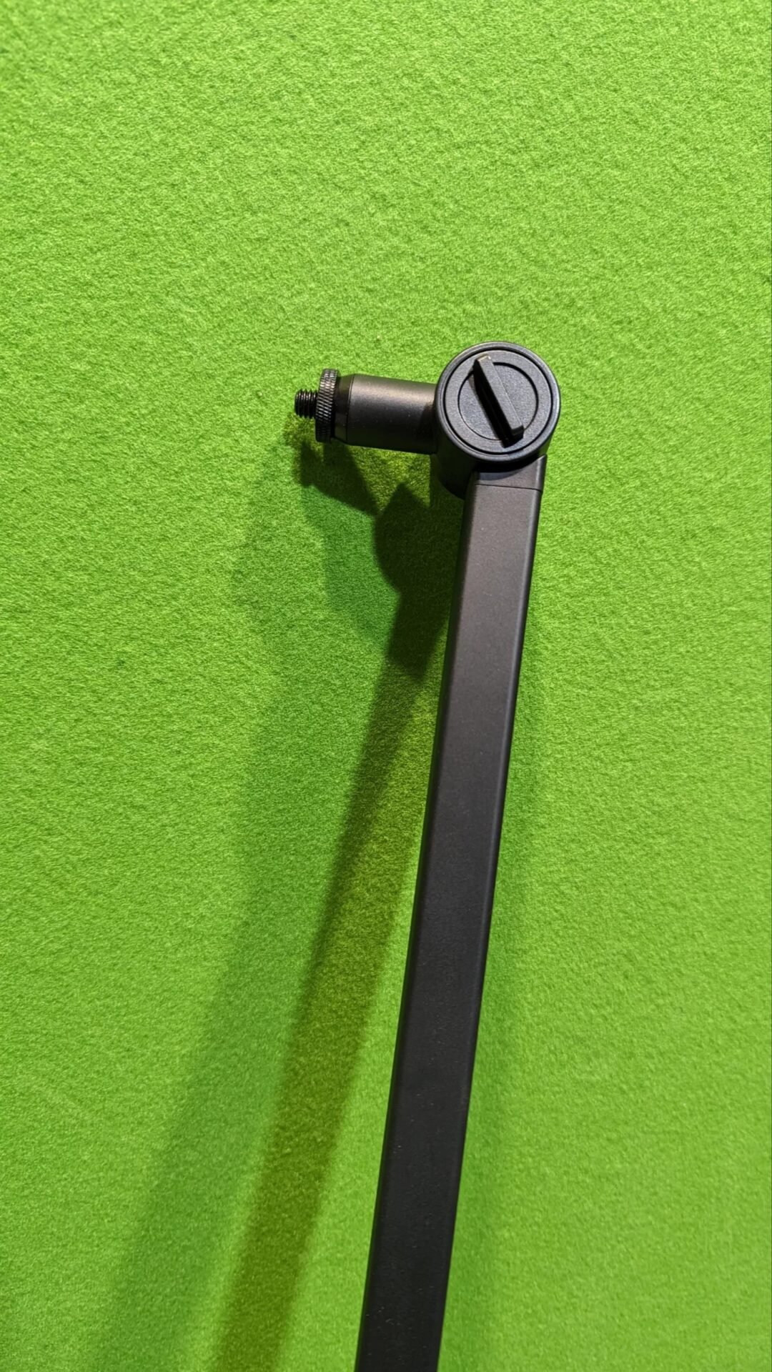 Foto 3 de NZXT Boom Arm – Brazo articulado para micrófono